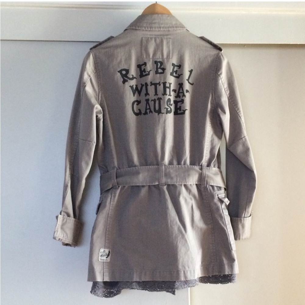 HELLZ BELLZ 🚨💄 RARE FIND** REBELZ JACKET